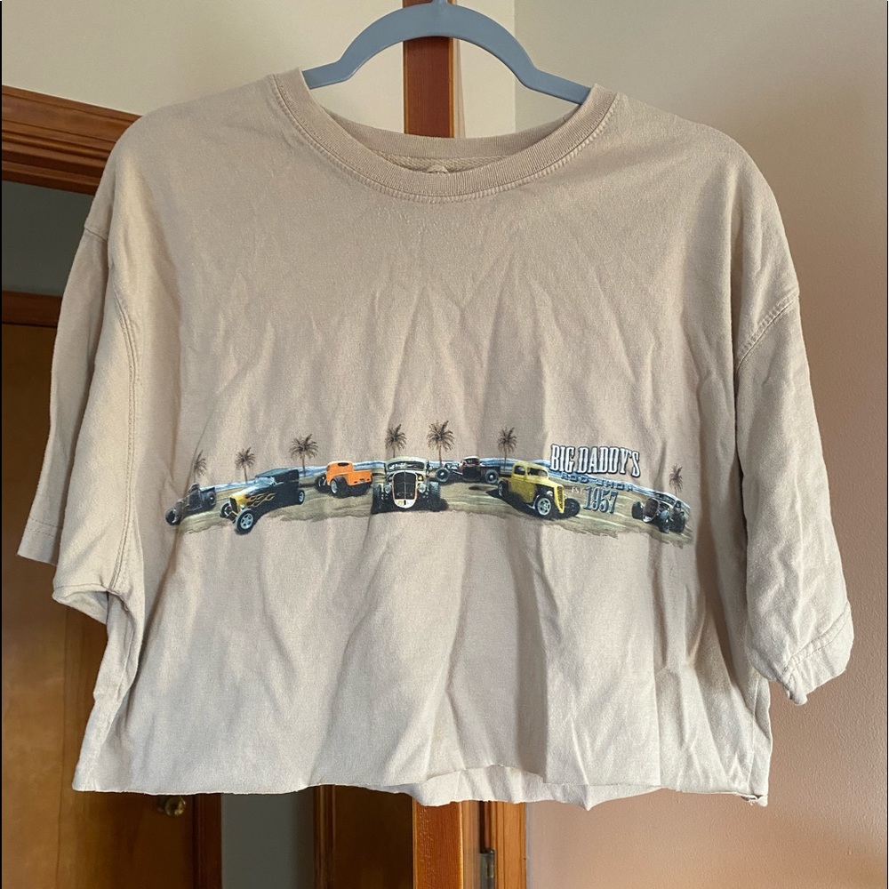 Tan/Nude Retro Big Daddy’s 1957 Cropped Tshirt
